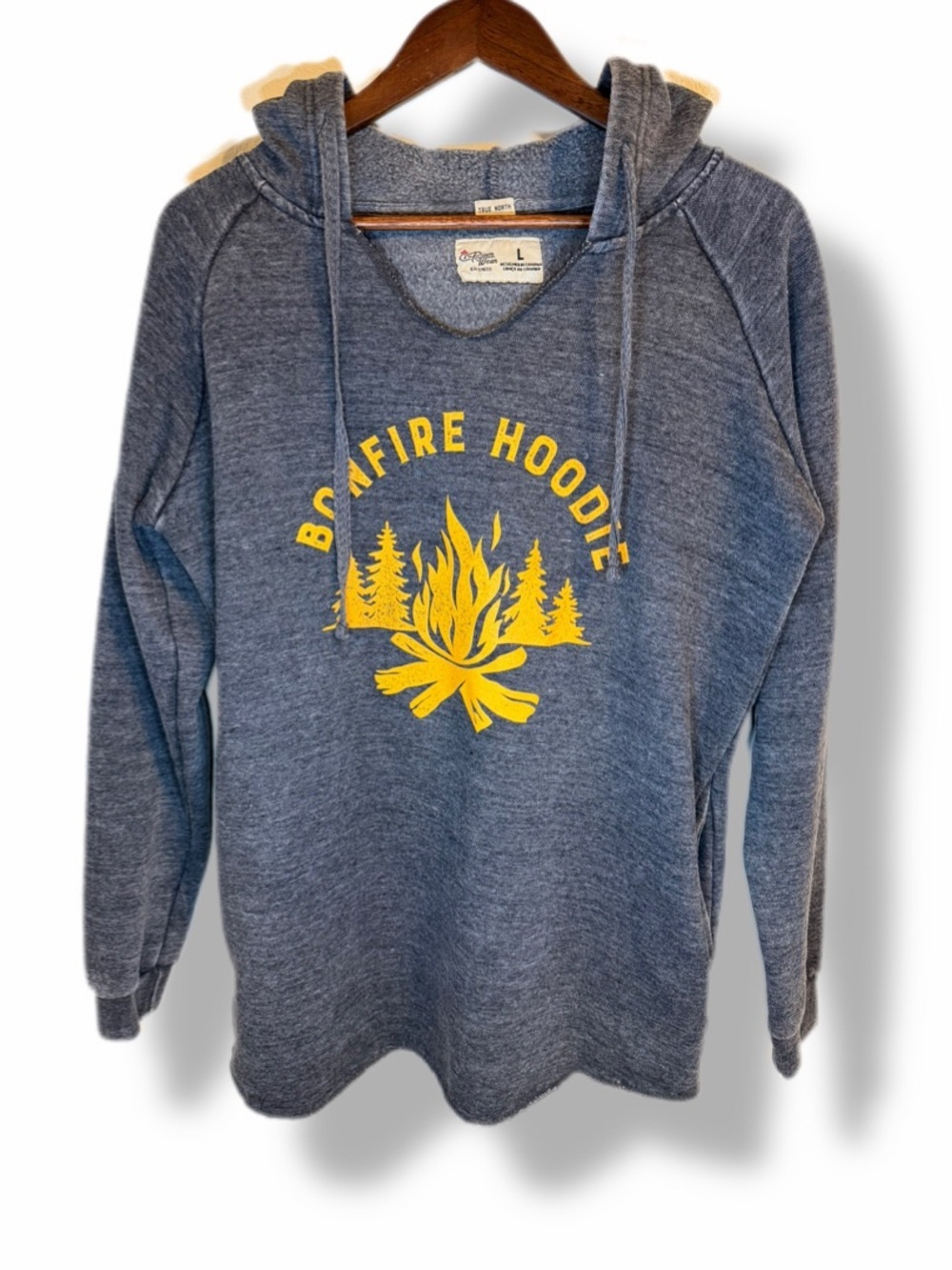 River Wear True North Bonfire Hoodie Gray Graphic Pullover Size L
